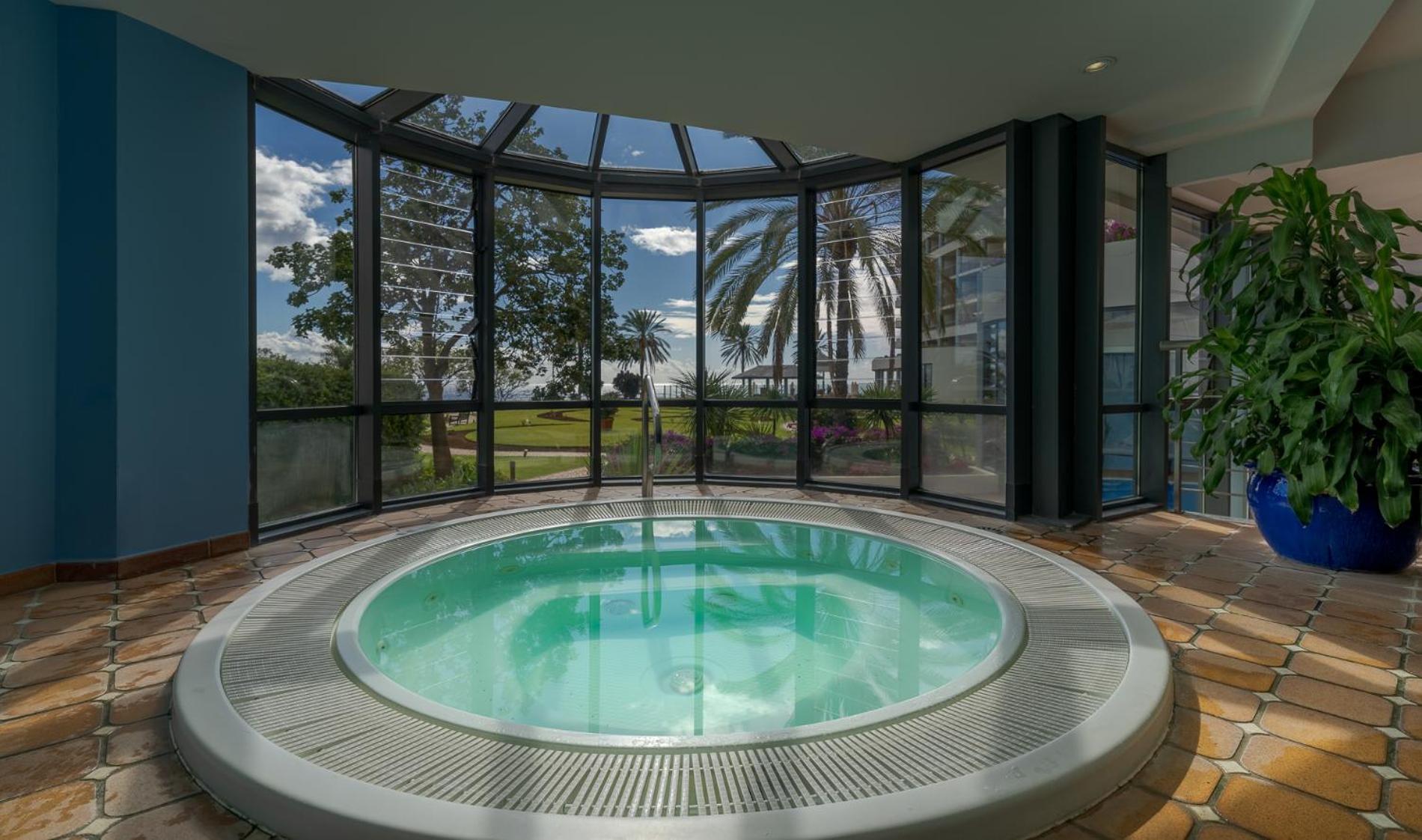 Pestana Grand Ocean Resort Hotel Funchal  Bagian luar foto